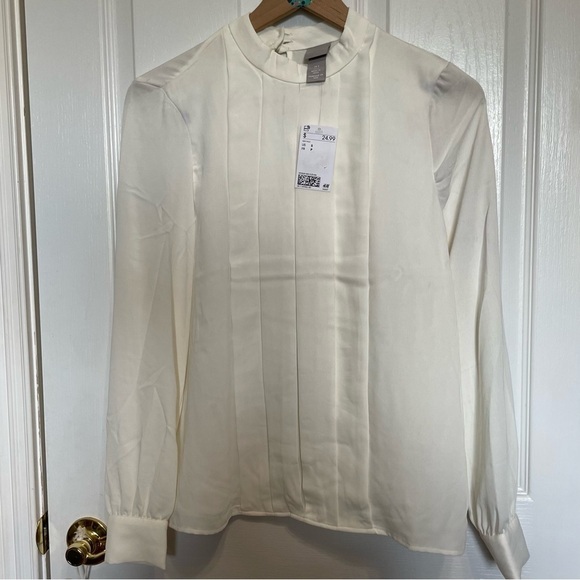 H & M ladies blouse NWT - Picture 1 of 4